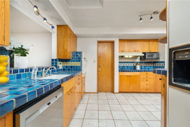 644 W 10th St, Claremont, CA 91711 - photo 8