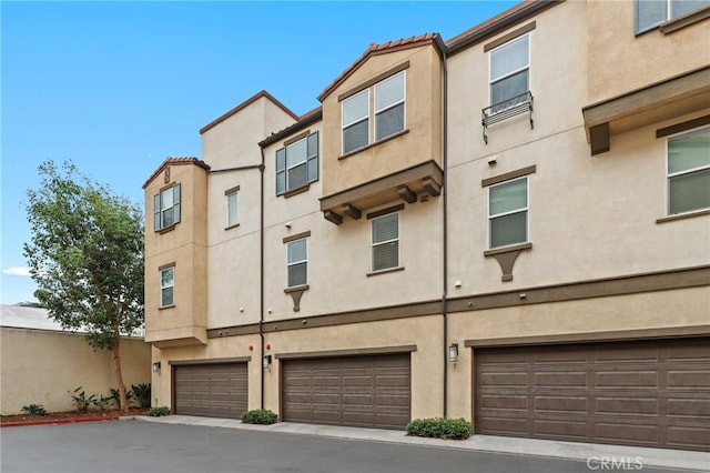 649 W Foothill Blvd Unit 2, Glendora, CA 91741 - photo 2