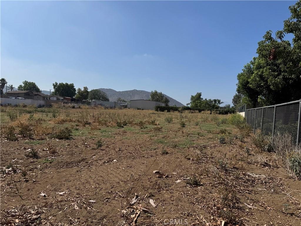 866 6th St, Norco, CA 92860 - photo 2