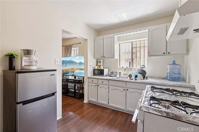 9629 Elizabeth Ave, South Gate, CA 90280 - photo 5