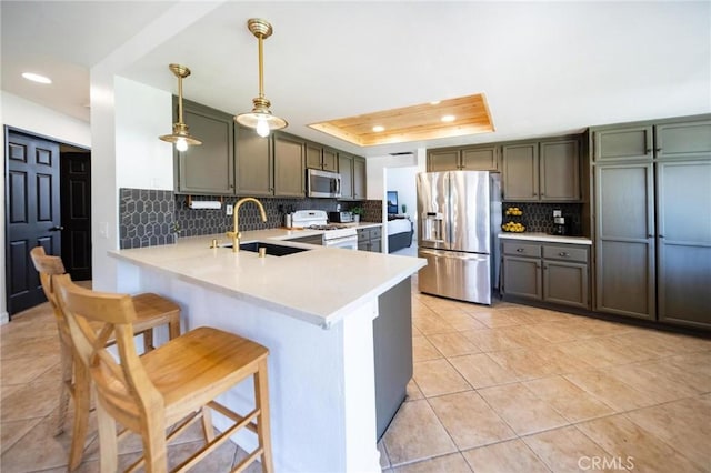 25444 Clover Glen Cir, Murrieta, CA 92563 - photo 11