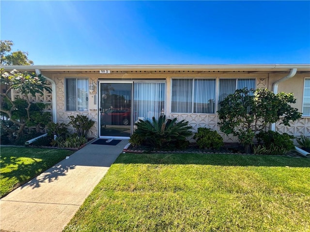 13611 Cedar Crest Ln Unit M5-99D, Seal Beach, CA 90740 - photo 1
