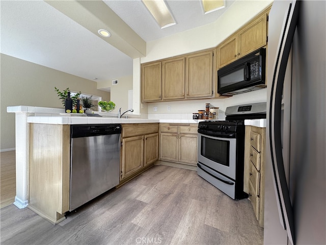42215 Humber Dr, Temecula, CA 92591 - photo 10