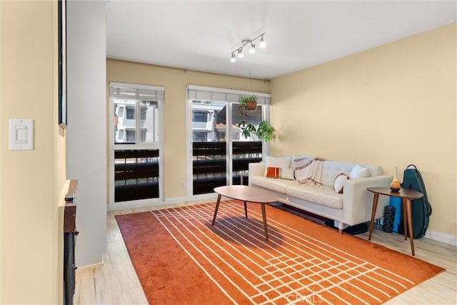 1021 N Crescent Heights Blvd Unit 101, Los Angeles, CA 90046 - photo 7