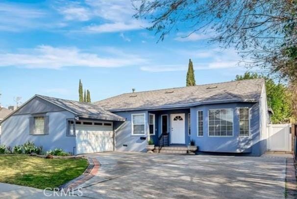 6856 Hesperia Ave, Reseda, CA 91335 - photo 1