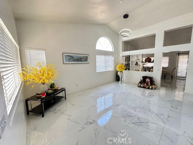 15591 Amber Pointe Dr, Victorville, CA 92394 - photo 5