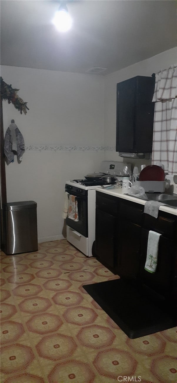 1223 E 91st St, Los Angeles, CA 90002 - photo 3