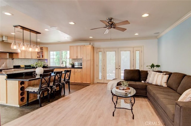 1081 Tulare Dr, Costa Mesa, CA 92626 - photo 3