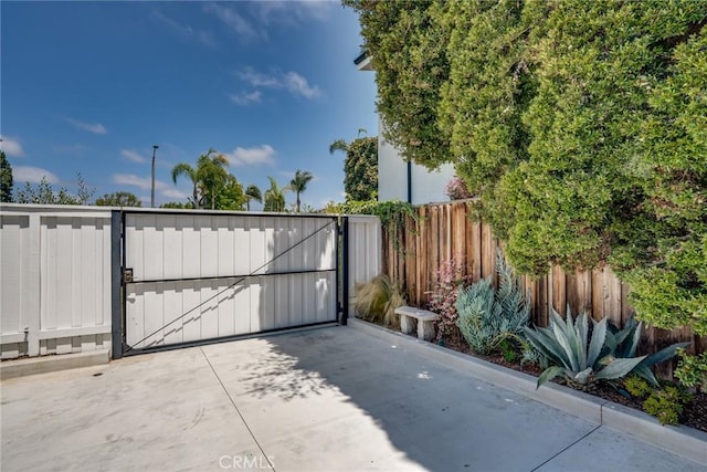 1512 Sylvia, Newport Beach, CA 92660 - photo 38