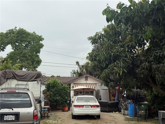 8831 Baring Cross St, Los Angeles, CA 90044 - photo 1