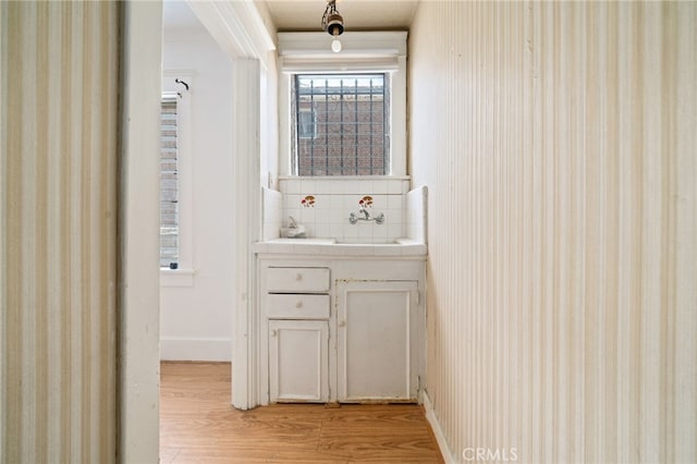 1412 S Victoria Ave, Los Angeles, CA 90019 - photo 42