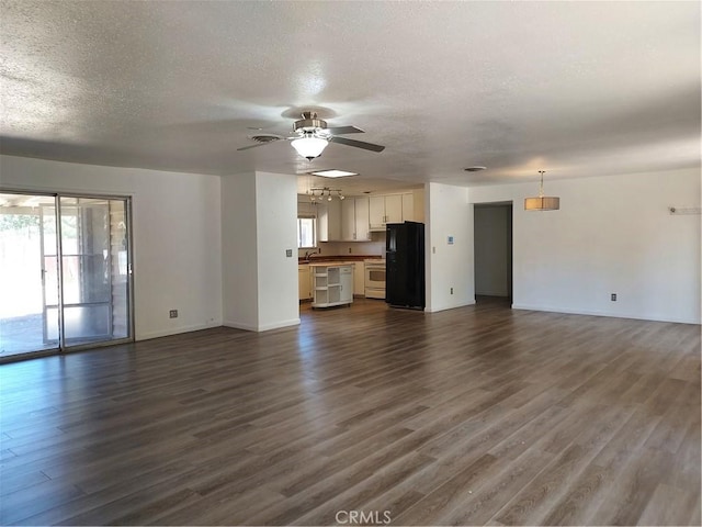 6135 Ridgeview Dr, Clearlake, CA 95422 - photo 12