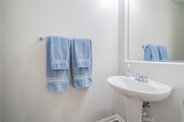28427 Casselman Ln, Saugus, CA 91350 - photo 11