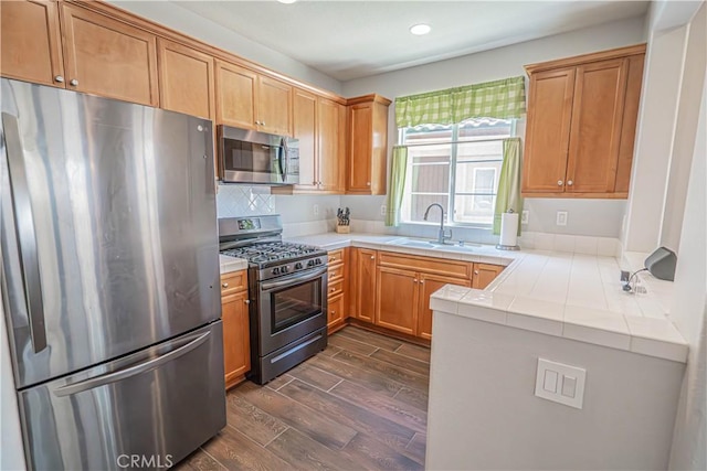 28427 Casselman Ln, Saugus, CA 91350 - photo 7