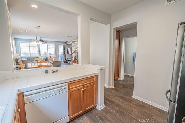 28427 Casselman Ln, Saugus, CA 91350 - photo 9