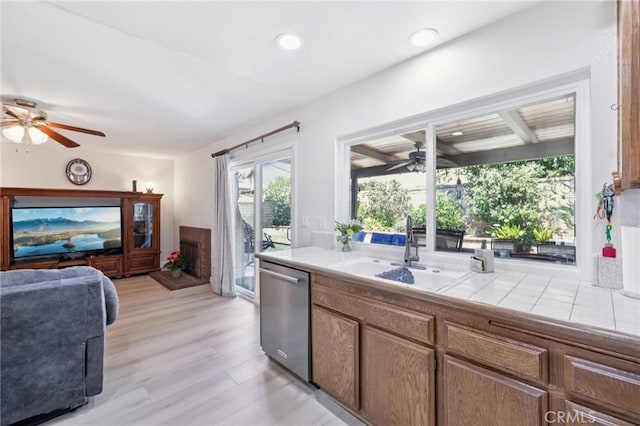 21827 Centurion Way, Saugus, CA 91350 - photo 4