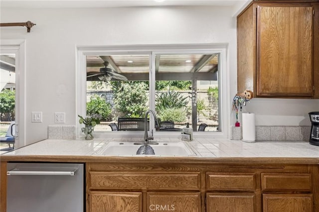 21827 Centurion Way, Saugus, CA 91350 - photo 3