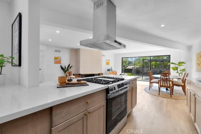 923 Larker Ave, Los Angeles, CA 90042 - photo 13