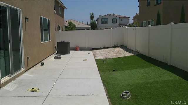 833 Half Moon Ave, Redlands, CA 92374 - photo 9