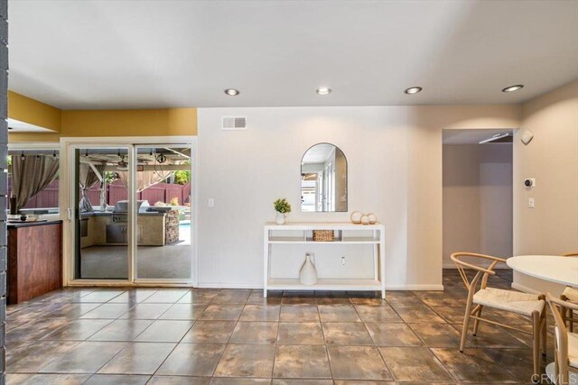 6927 Salizar St, San Diego, CA 92111 - photo 32