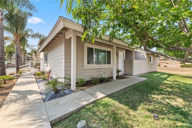 665 Walnut Dr, Lake Elsinore, CA 92530 - photo 11