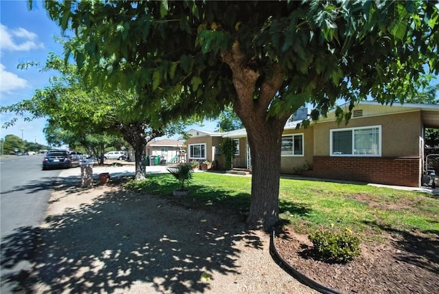1043 E 9th St, Beaumont, CA 92223 - photo 2