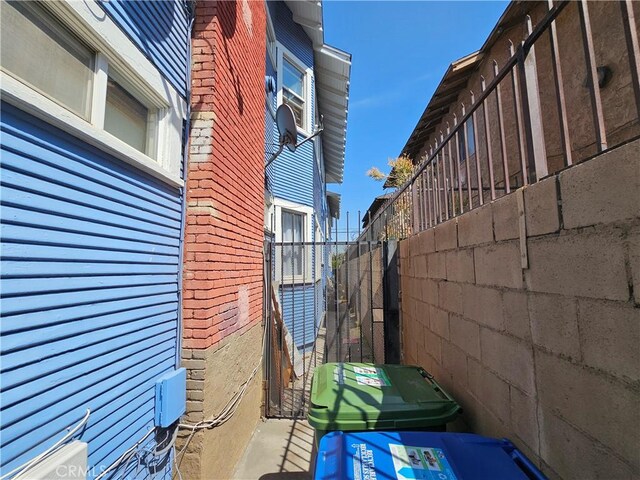 4432 Wesley Ave, Los Angeles, CA 90037 - photo 4