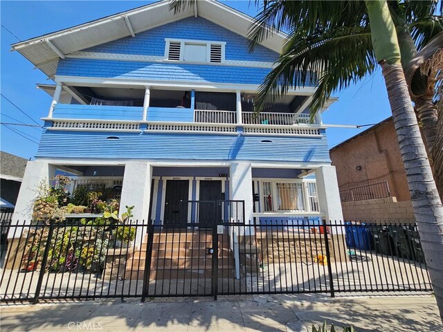 4432 Wesley Ave, Los Angeles, CA 90037 - photo 1