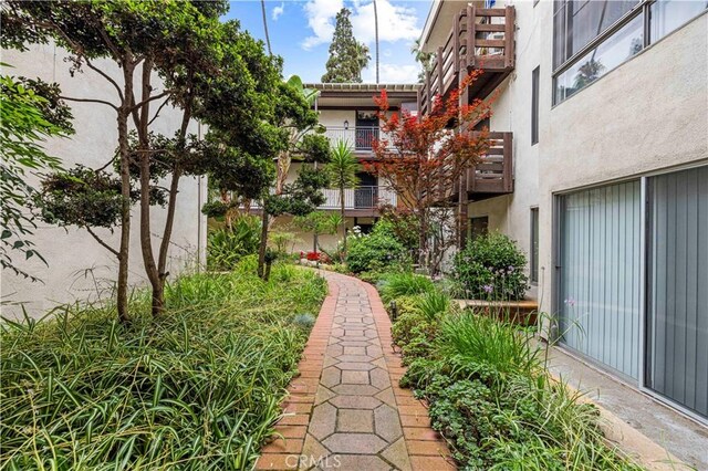 525 S Ardmore Ave Unit 127, Los Angeles, CA 90020 - photo 33