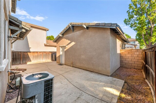 28362 Wellsville St, Murrieta, CA 92563 - photo 35