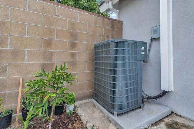 1121 Eucalyptus Ln, Pasadena, CA 91103 - photo 16