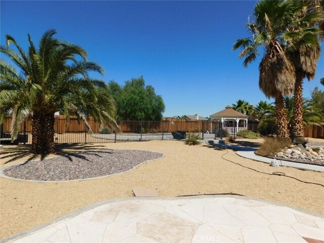 12720 Yorkshire Dr, Apple Valley, CA 92308 - photo 10