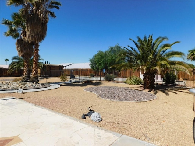 12720 Yorkshire Dr, Apple Valley, CA 92308 - photo 9