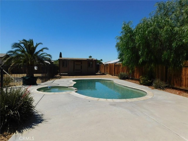 12720 Yorkshire Dr, Apple Valley, CA 92308 - photo 5