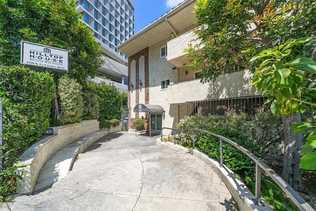 1228 N La Cienega Blvd Unit 203, West Hollywood, CA 90069 - photo 2