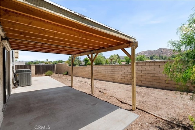 27502 Caraway Ln, Saugus, CA 91350 - photo 26