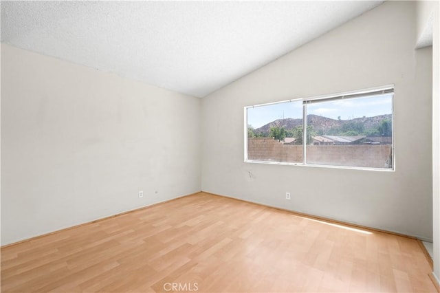 27502 Caraway Ln, Saugus, CA 91350 - photo 21