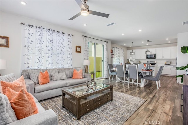 13438 Limestone Dr, Yucaipa, CA 92399 - photo 5