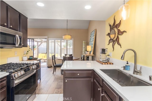 24831 Apple St Unit B, Newhall, CA 91321 - photo 10