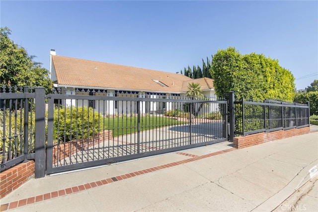 5004 Del Moreno Dr, Woodland Hills, CA 91364 - photo 30
