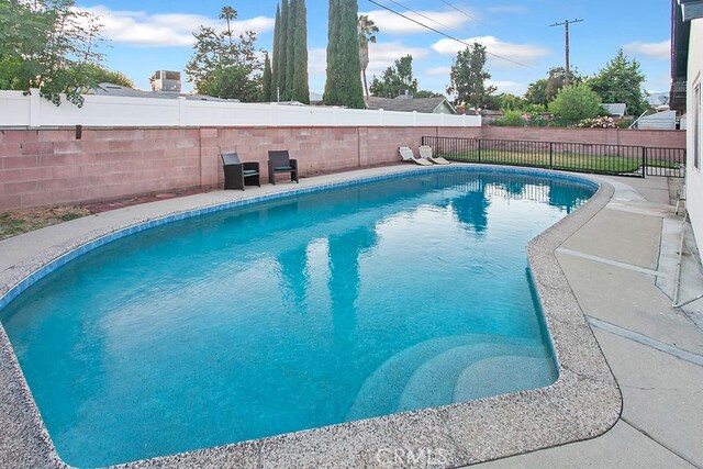 11205 Montgomery Ave, Granada Hills, CA 91344 - photo 18