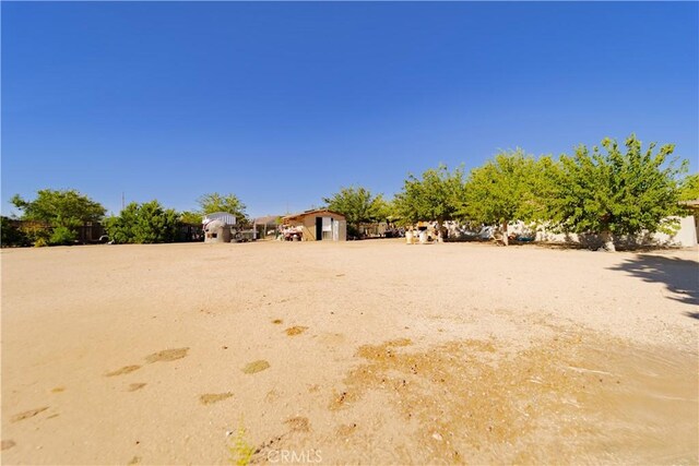 8998 Avocado Ave, Hesperia, CA 92345 - photo 18