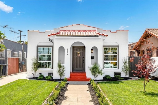 3045 10th Ave, Los Angeles, CA 90018 - photo 1