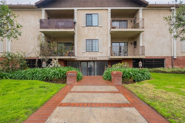 17522 Sherman Way Unit 202, Van Nuys, CA 91406 - photo 2