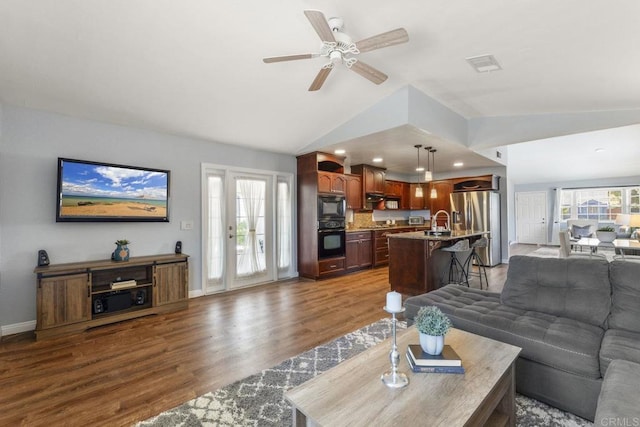 724 Hollowglen Rd, Oceanside, CA 92057 - photo 15