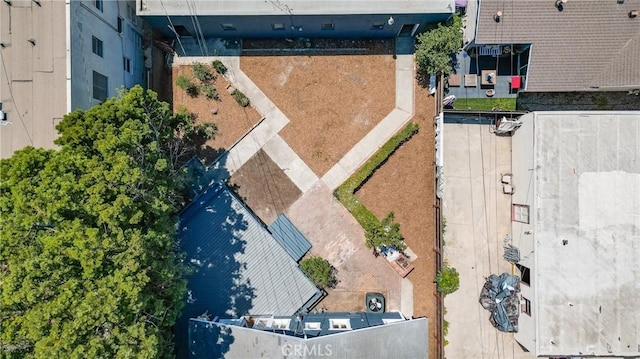 843 Cedar Ave, Long Beach, CA 90813 - photo 32