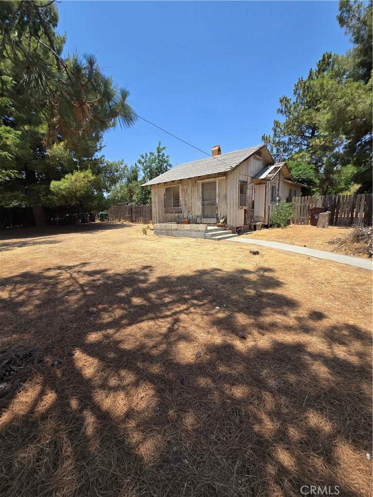 1675 W Williams St, Banning, CA 92220 - photo 2