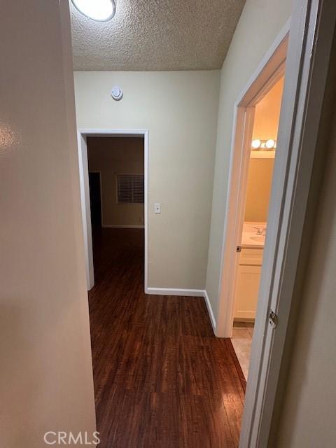 615 Cerritos Ave, Long Beach, CA 90802 - photo 17