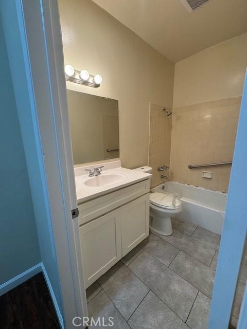 615 Cerritos Ave, Long Beach, CA 90802 - photo 28