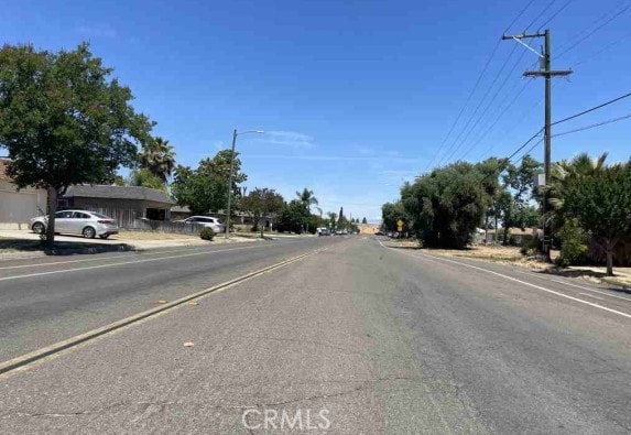 4497 N Chestnut Ave, Fresno, CA 93726 - photo 2